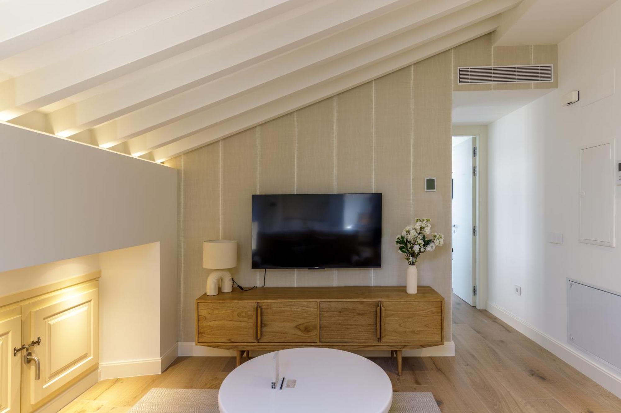 Marques De Velazquez II By Caleta Homes Málaga Esterno foto