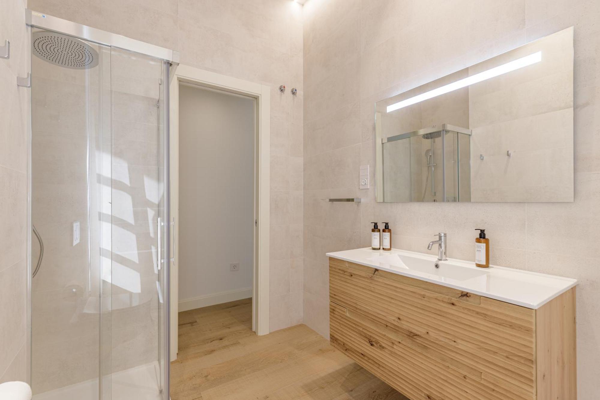 Marques De Velazquez II By Caleta Homes Málaga Esterno foto